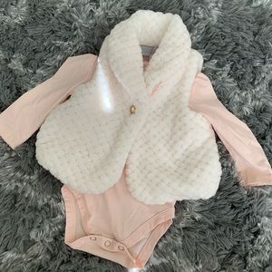 Baby clothes
